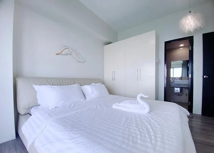Modern 3bedrooms Facing Bay Sunset, Near Airports Okada Solaire Moa With Free Parking