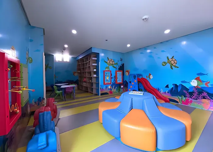 Modern 3bedrooms Facing Bay Sunset, Near Airports Okada Solaire Moa With Free Parking Apartamento Manila